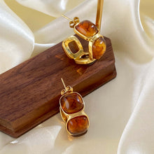 Load image into Gallery viewer, Moon Stud Earrings