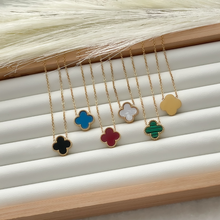 Charger l'image dans la galerie, Stainless Steel Clover Necklace