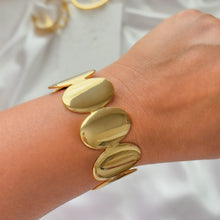Charger l'image dans la galerie, Stainless Steel Glamorous Bangles