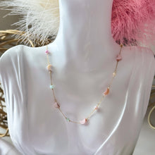 Charger l'image dans la galerie, Dainty Colorful Shells Necklace
