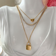 Charger l'image dans la galerie, Triple necklace with padlock and heart in stainless steel