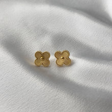Charger l'image dans la galerie, Stainless Steel Clover Drop Earrings