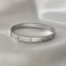 Charger l'image dans la galerie, Stainless Steel with 4 Stones Bangle