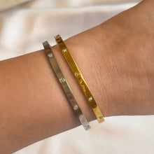 Charger l'image dans la galerie, Stainless Steel Slim with 4 Stones Bangle