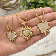 Charger l'image dans la galerie, Inlaid Zirconia Heart Necklace