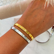 Charger l'image dans la galerie, Stainless Steel Full Crystal Clovers Bangles
