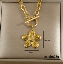 Charger l'image dans la galerie, Retro Pendant Necklace