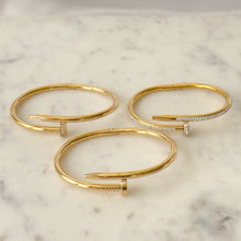 Charger l'image dans la galerie, Gold Stainless Steel Double Bolt Bangle