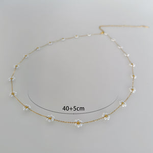 Dainty Flowers Necklaces