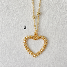 Cargar imagen en el visor de la galería, 5 Styles of Loving Necklaces
