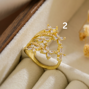 Luxury Gold Crystals Rings