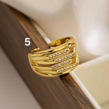 Cargar imagen en el visor de la galería, Luxury Gold Crystals Rings
