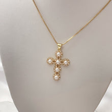 Charger l&#39;image dans la galerie, Cross &amp; Pearls II Necklaces
