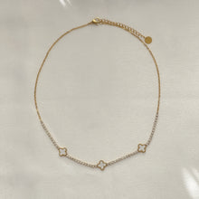 Charger l&#39;image dans la galerie, Titanium Steel CZ Clovers Bracelet &amp; Necklace
