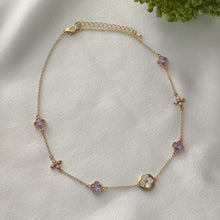 Charger l&#39;image dans la galerie, Purple Flowers Necklace
