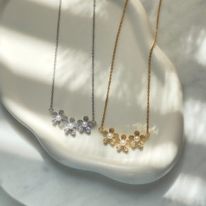 Flowers & Pearls Necklaces