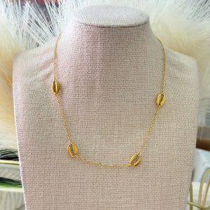 Golden Shells Necklace