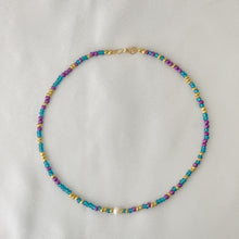 Cargar imagen en el visor de la galería, Metallic Seed Beads Necklace
