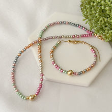 Cargar imagen en el visor de la galería, Metallic Seed Beads #2 Necklace
