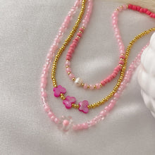 Carregar imagem no visualizador da galeria, 3 Styles of Pink Necklaces
