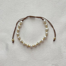 Cargar imagen en el visor de la galería, 4 Styles of Bracelets
