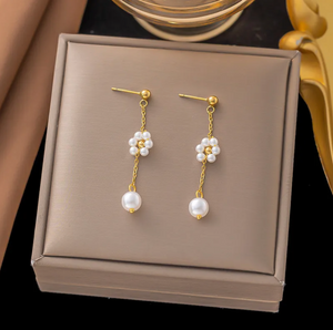 Flower Pearl Earrings