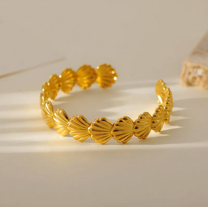 Beach Shell Bangle