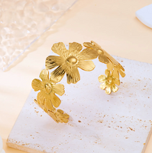 Load image into Gallery viewer, Stainless Steel Cuff Bracelets
