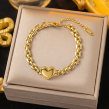 Cargar imagen en el visor de la galería, Stainless Steel Steel Heart Bracelet
