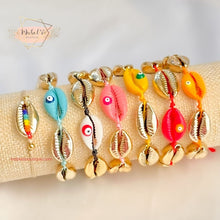 Carregar imagem no visualizador da galeria, Colorful Shell Bracelets
