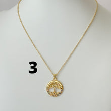 Load image into Gallery viewer, 4 Styles of Necklaces
