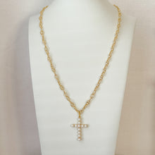 Carregar imagem no visualizador da galeria, Pearl Cross Pendant Necklace
