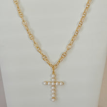 Carregar imagem no visualizador da galeria, Pearl Cross Pendant Necklace
