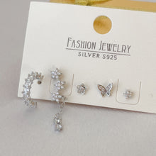 Load image into Gallery viewer, Flower &amp; Butterfly Earring Set
