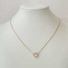 Load image into Gallery viewer, Zircon Heart Pendant Necklace
