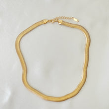 Charger l&#39;image dans la galerie, Titanium Steel Snake Bone Chain Necklace
