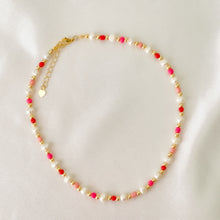Load image into Gallery viewer, Beads &amp; Natural Pearls Necklace
