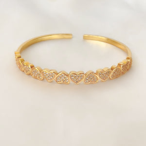 5 Styles of Luxury Bangles