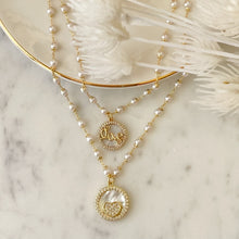 Load image into Gallery viewer, Dainty Pearls Necklace
