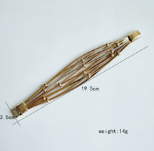 Carica l&#39;immagine nel visualizzatore di Gallery, Multi-layer Leather Bracelet Rope Retro Ethnic Style
