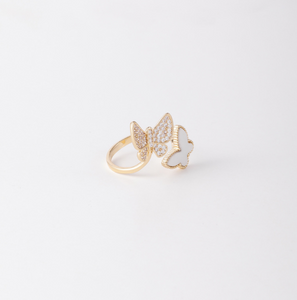 White Shell Ring & Zirconia Butterfly
