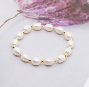 Natural Freshwater Pearls Bracelet