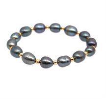 Load image into Gallery viewer, Natural Freshwater Pearls Bracelet
